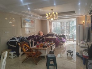 石榴湾小区 急卖装修保养好 环境好，大楼盘，安静，_郴州苏仙区东塔二手房图片