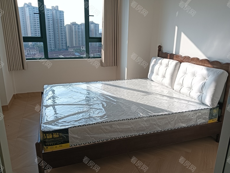 雅居乐佰利山 4室2厅 136㎡ 满五年_雅居乐佰利山二手房图片图片3