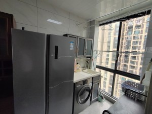 恒隆国际 3室2厅 92㎡ 精装_恒隆国际二手房阳台图片5