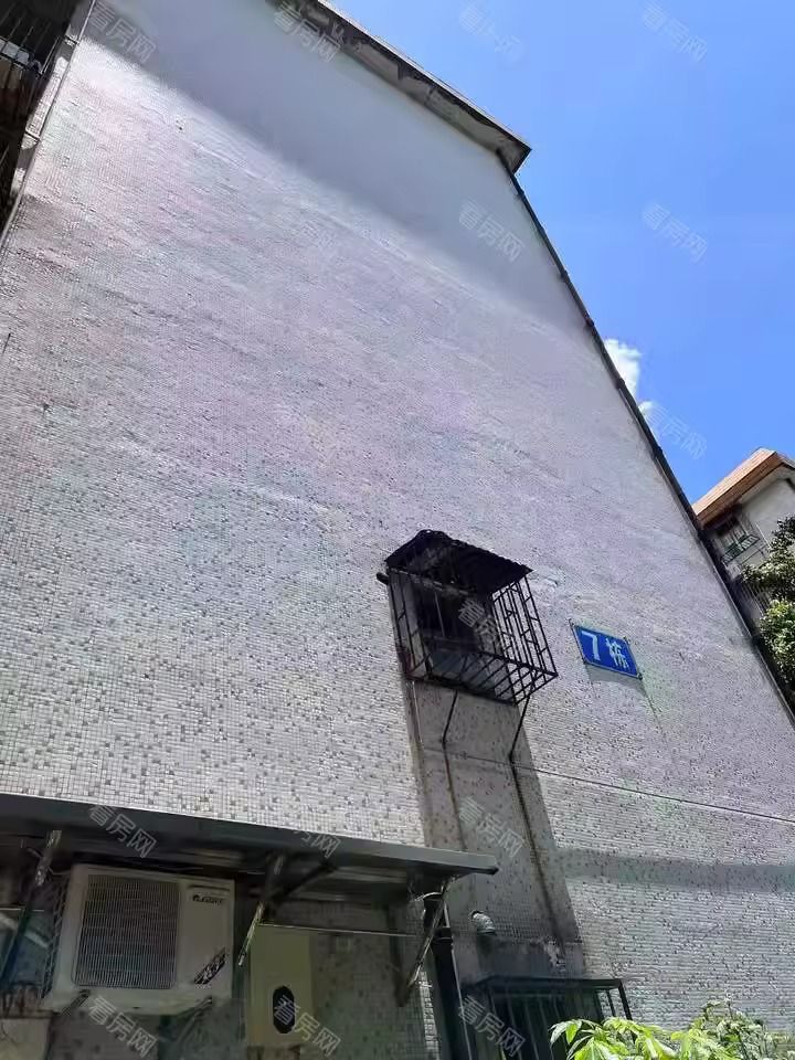 福田区  艺丰花园A区7栋101法拍房图片8