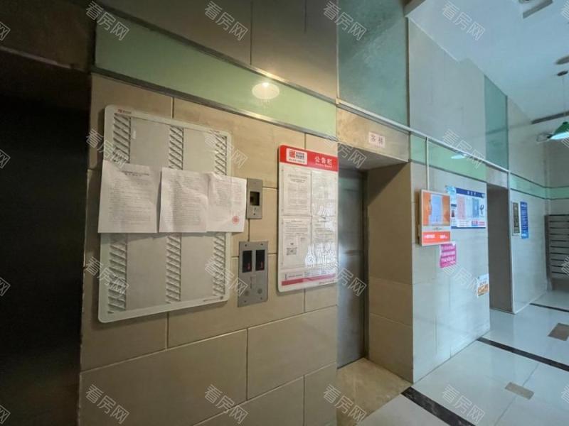 福田区  晨晖家园2座14M法拍房图片4