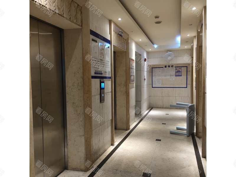 福田区  招商城市主场B座517法拍房图片8