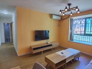 皇御苑一期 2室2厅 70㎡ 满五年深圳福田区皇岗二手房图片