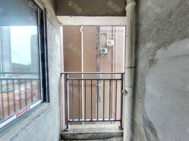 凤凰新城 4室2厅 138.32㎡ 毛坯_凤凰新城二手房图片图片9