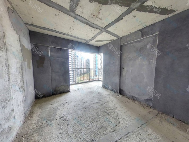 凤凰新城 4室2厅 138.32㎡ 毛坯_凤凰新城二手房图片图片5