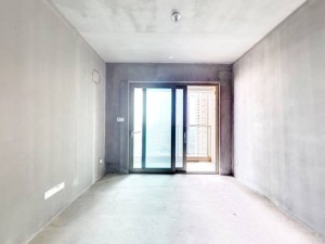 宏发QCC前城 楼下地-铁口，3房2厅2卫，全新精装深圳宝安区西乡二手房图片