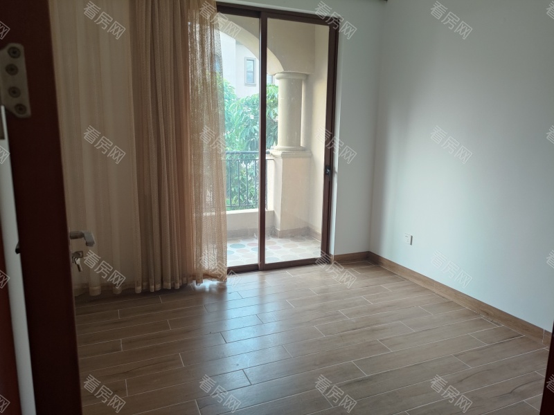 雍泉度假山庄 4室2厅 270㎡ 满五年_雍泉度假山庄二手房图片图片5