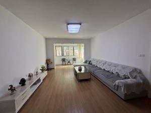 金穗山庄 3室2厅 136㎡ 简装郴州北湖区骆仙二手房图片