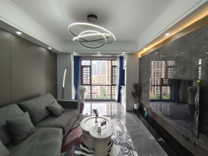 融冠亲城 3室2厅 93㎡ 精装 融冠亲城 3室2厅 93㎡ 精装衡阳蒸湘区区政府北二手房图片