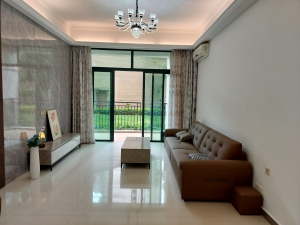 雅居乐璟峰 4室2厅 128㎡ 满五唯一 雅居乐璟峰 4室2厅 128㎡ 满五唯一中山三乡镇三乡镇二手房图片