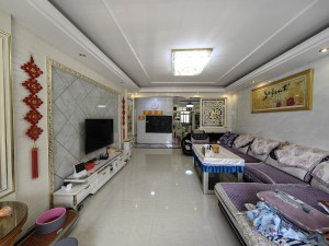 御景湾人和好景 家具家电齐全，装修保养好，可拎包入住_郴州北湖区五岭二手房图片
