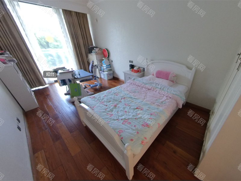卓越维港南区 深圳湾256平8房3厅南向房_卓越维港南区二手房图片图片6