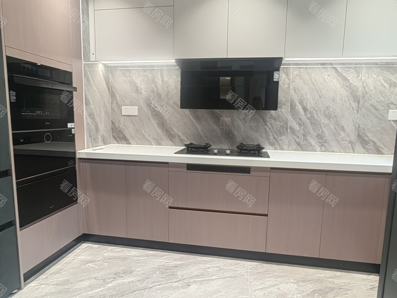 雅居乐蔚岚 5室2厅 240㎡ 精装_雅居乐蔚岚二手房图片图片9