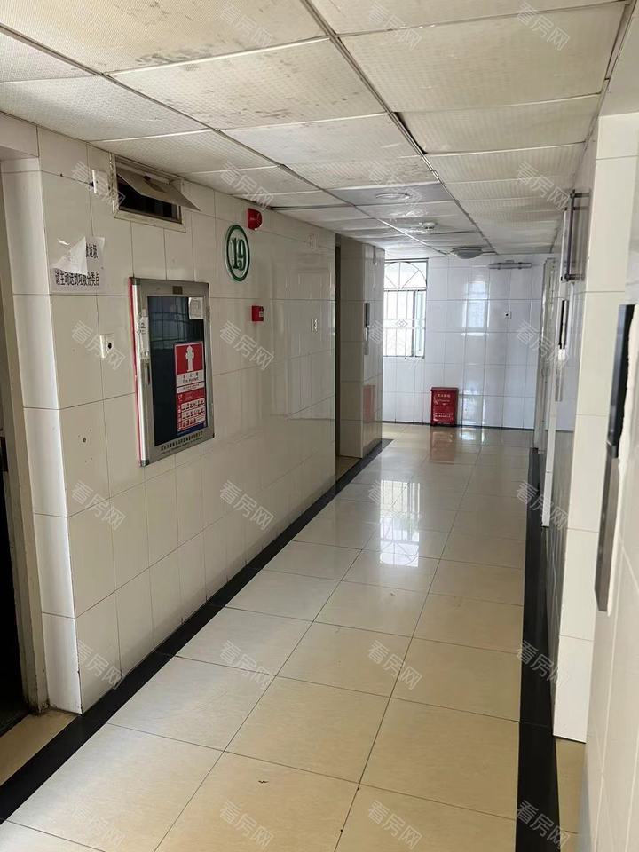 福田区  丽阳天下名苑B栋19G法拍房图片3