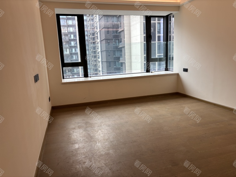 保利和悦滨江 4室2厅 147.99㎡ 精装_保利和悦滨江二手房图片图片4