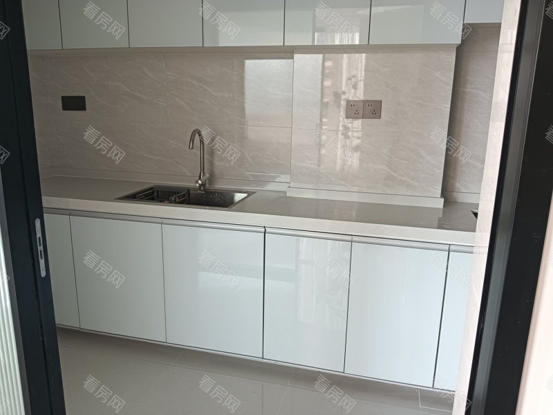 雅居乐佰利山 4室2厅 136㎡ 满五年_雅居乐佰利山二手房图片图片8