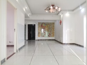 流塘大厦 96平3房2厅东北朝向精装房深圳宝安区西乡二手房图片