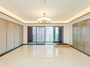 壹号公馆 5房4卫，3梯1户，户型非常好，南北通透深圳宝安区宝安中心二手房图片