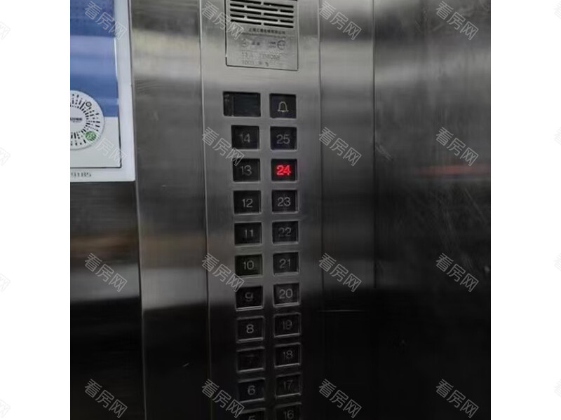 福田区  鹏盛年华A座2404法拍房图片4