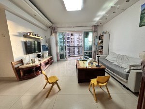 宝湖名园 3室2厅 118㎡ 满五唯一 宝湖名园 3室2厅 118㎡ 满五唯一深圳罗湖区布心二手房图片