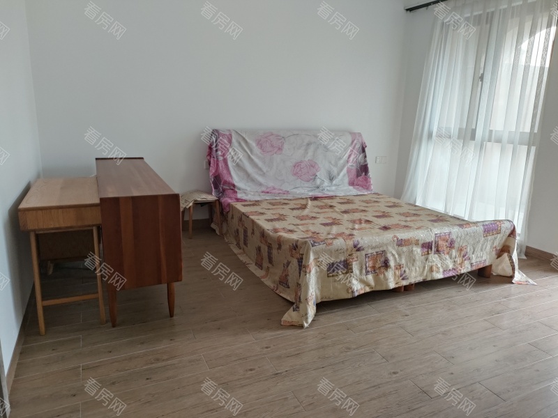 雍泉度假山庄 4室2厅 270㎡ 满五年_雍泉度假山庄二手房图片图片4