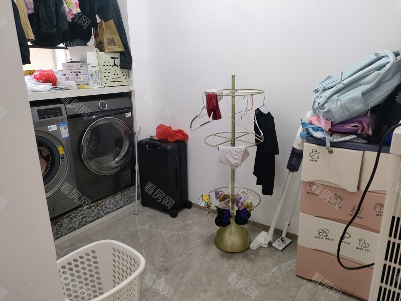 金凯乐花园 3室2厅 110㎡ 满五年_金凯乐花园二手房图片图片8