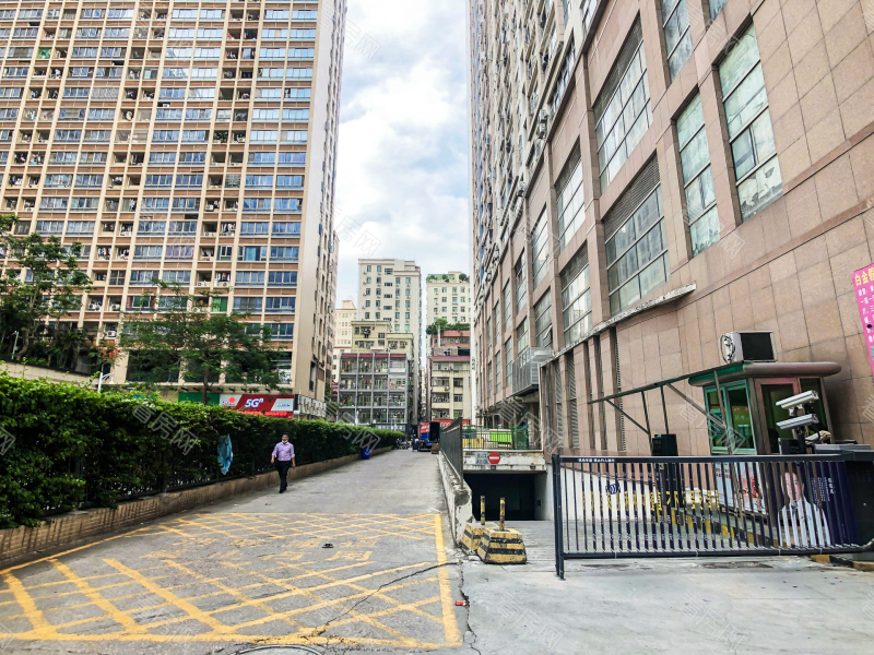 深圳白金假日公寓小区信息图片8