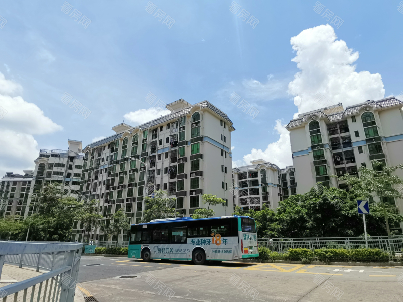 深圳雍翠豪园小区信息图片1