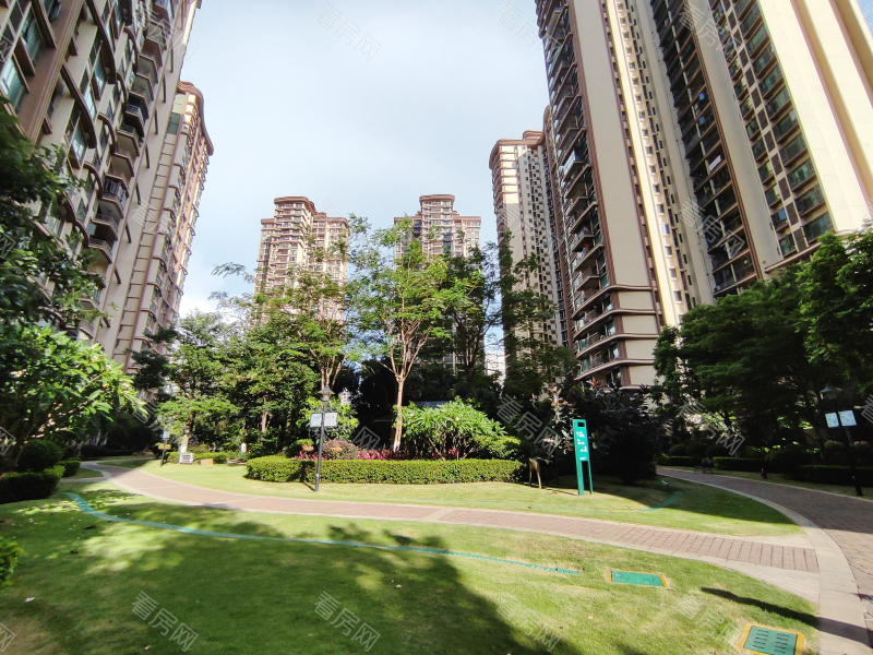 佛山雅居乐英伦首府小区信息图片5
