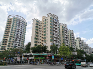 深圳信义假日名城三期小区信息图片