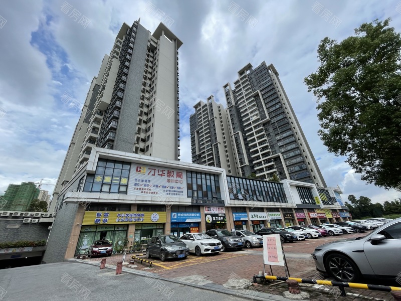 中山璐易豪庭小区信息图片2