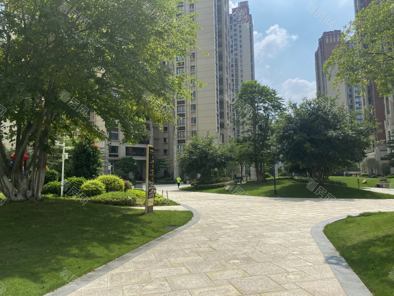 惠州隆生皇冠花园小区信息图片5