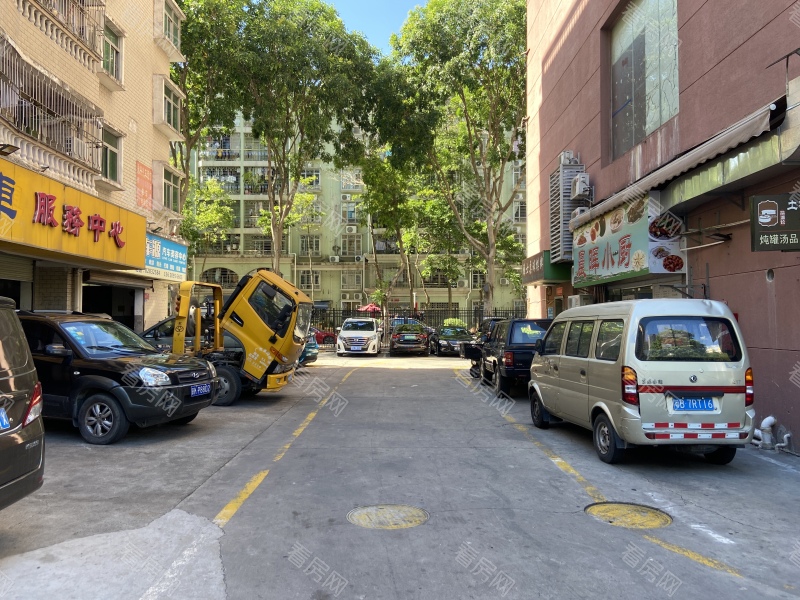 福田区  晨晖家园2座14M法拍房图片9