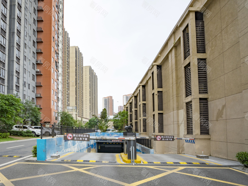 珠海格林泊乐一三期小区信息图片3