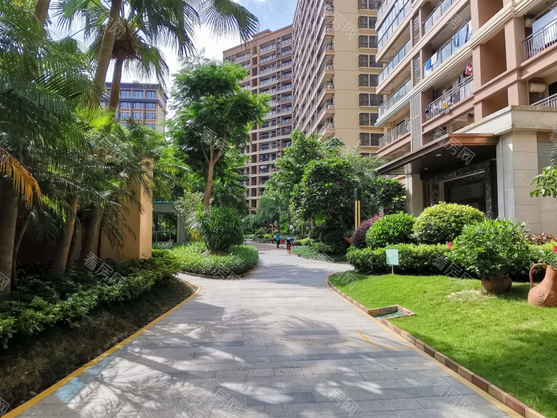 深圳佳兆业广场小区信息图片4