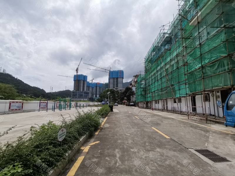 深圳龙岭花园小区信息图片3