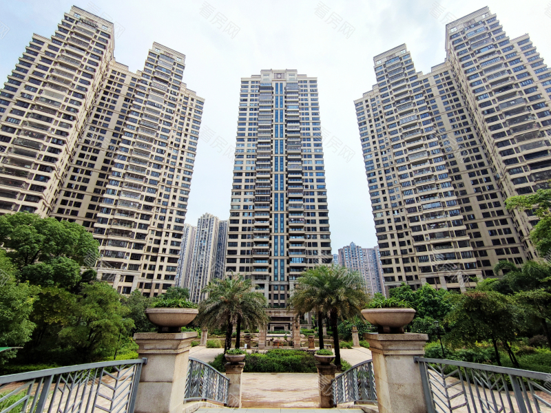 佛山保利中央公馆小区信息图片6