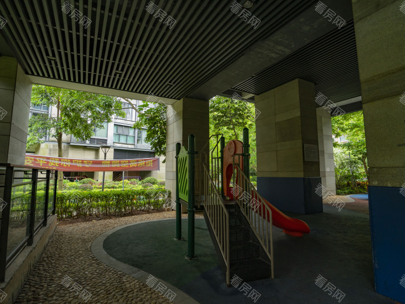 深圳波托菲诺纯水岸九期小区信息图片9