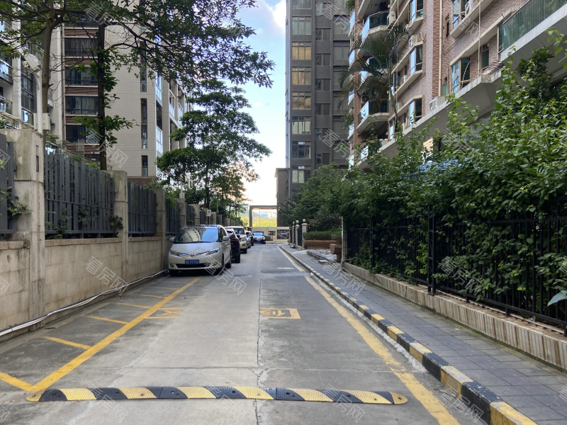 福田区  民宁园彩云阁3A法拍房图片8