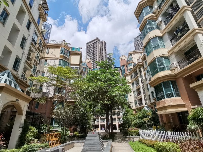 深圳英伦名苑一期小区信息图片3