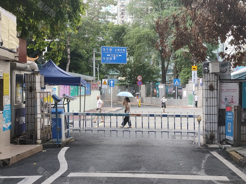 深圳凤凰路58号大院小区信息图片2