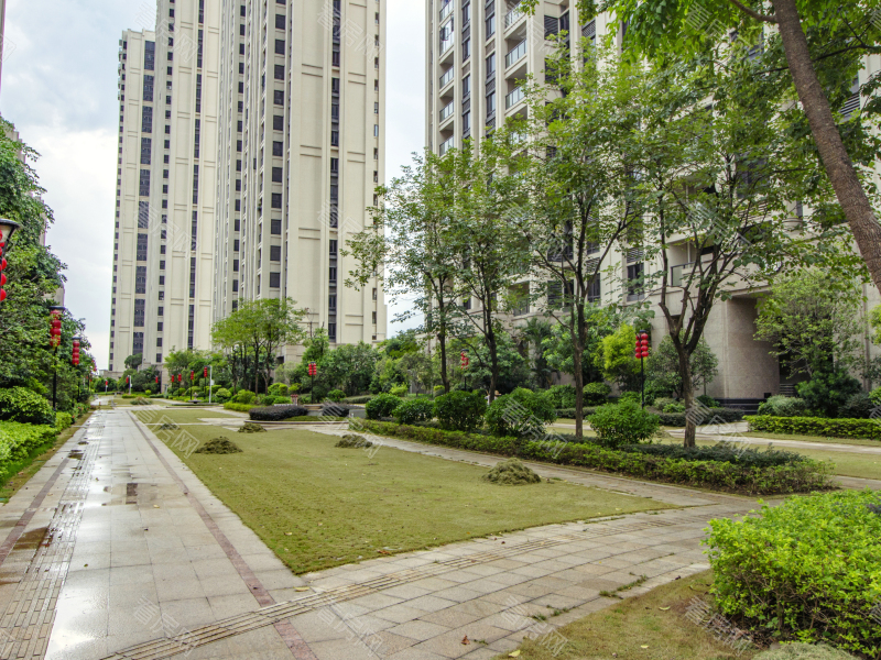 佛山怡翠尊堤小区信息图片5