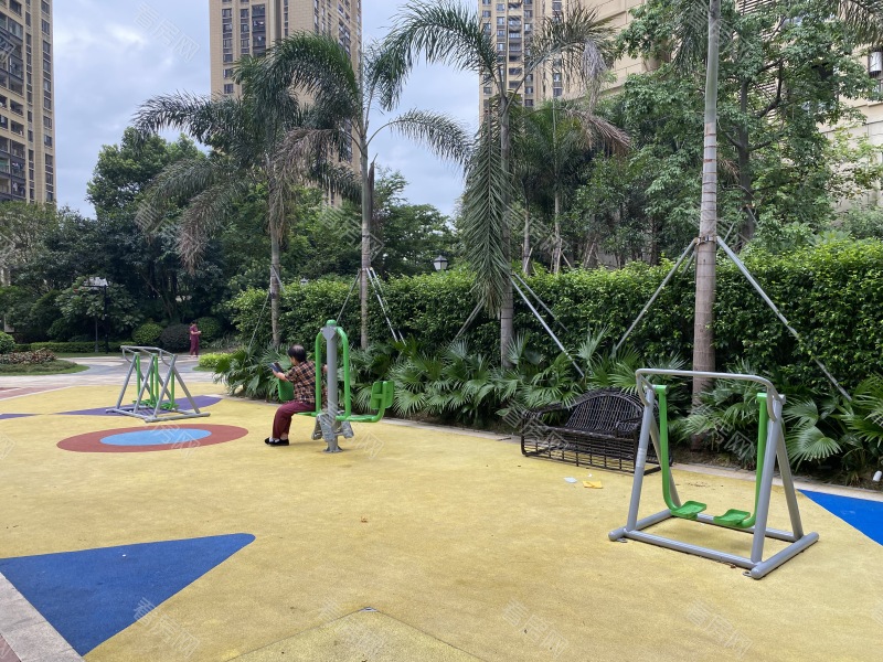 深圳深城投中心公馆小区信息图片7