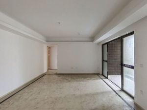 绿地璀璨天城 4室2厅 141㎡ 满五年佛山禅城区湖景二手房图片