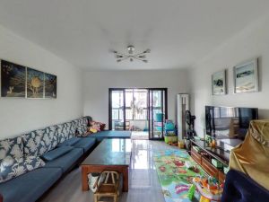 幸福里三期 物业有保障,有门禁,全天候轮班值守 幸福里三期 物业有保障,有门禁,全天候轮班值守赣州章贡区章江新区二手房图片