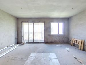 龙光城南区四期 4室2厅 105.99㎡ 精装_惠州大亚湾龙光城二手房图片