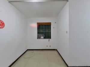 麒麟花园三期 1室2厅 47.11㎡ 麒麟花园三期 1室2厅 47.11㎡深圳南山区南头租房图片