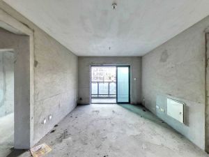 松河瑞园 地铁毛坯大三房,南北通透._深圳宝安区松岗二手房图片