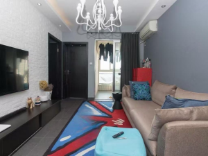 卧龙阁 罗湖新秀2房2厅，总价240万深圳罗湖区新秀二手房图片