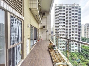 香格丽苑 3室2厅 113㎡ 满五年_香格丽苑二手房阳台图片6
